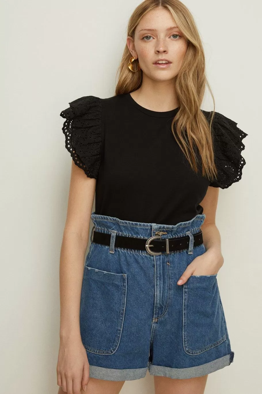 Oasis Broderie Frill Sleeve T-Shirt Black Fashion