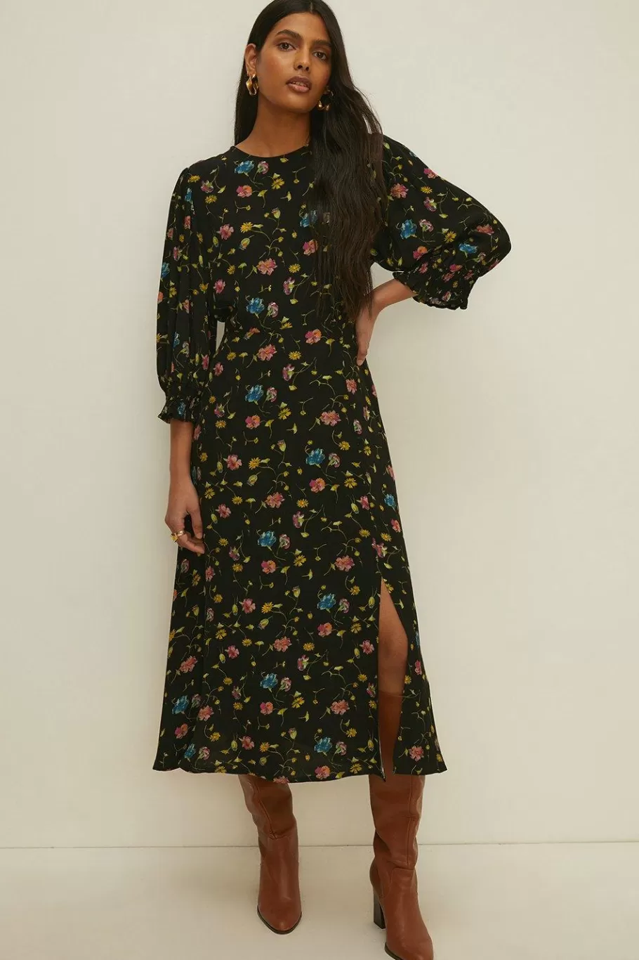 Oasis Floating Floral Shirred Cuff Midi Dress Black Flash Sale