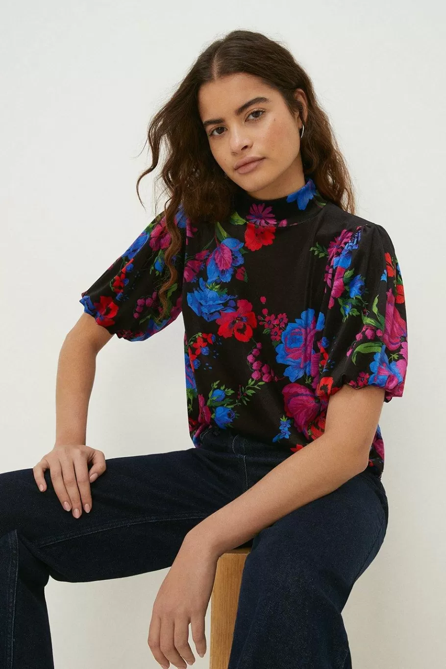 Oasis Floral Velvet Puff Sleeve Top Black Store