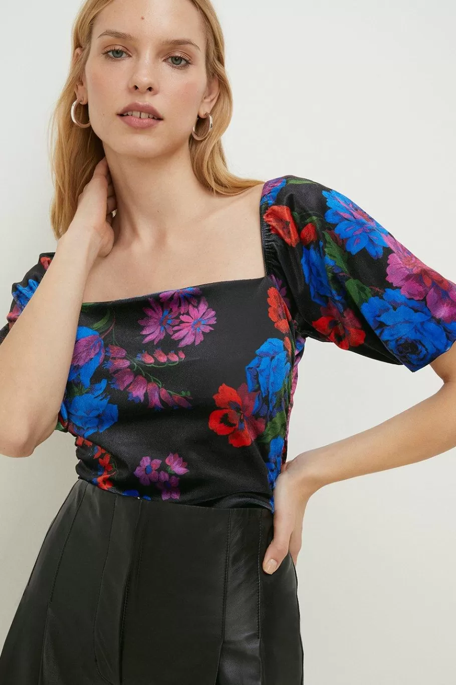 Oasis Floral Velvet Ruched Puff Sleeve Top Black Online