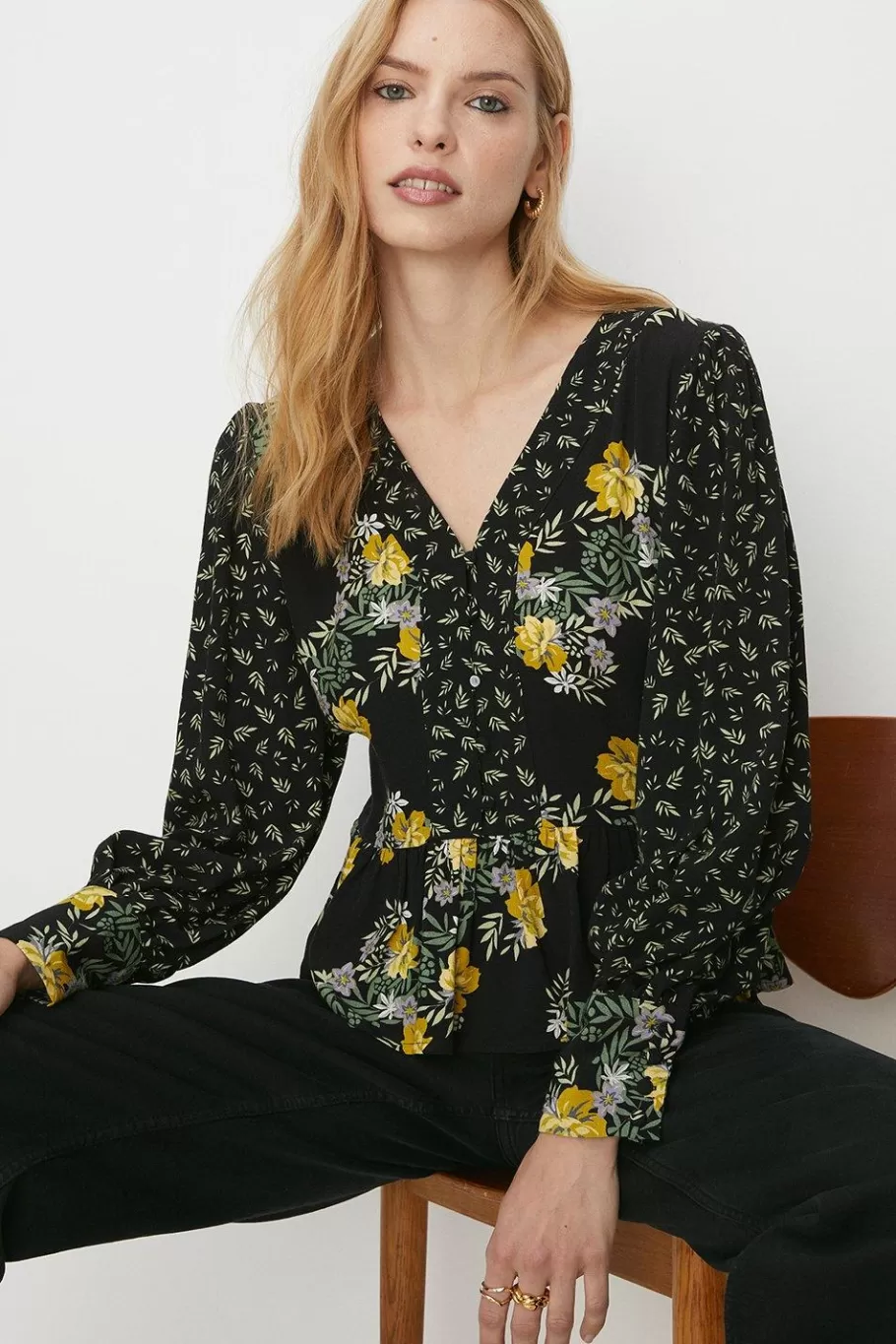 Oasis Hawaiian Leaf Button Tea Blouse Black Sale