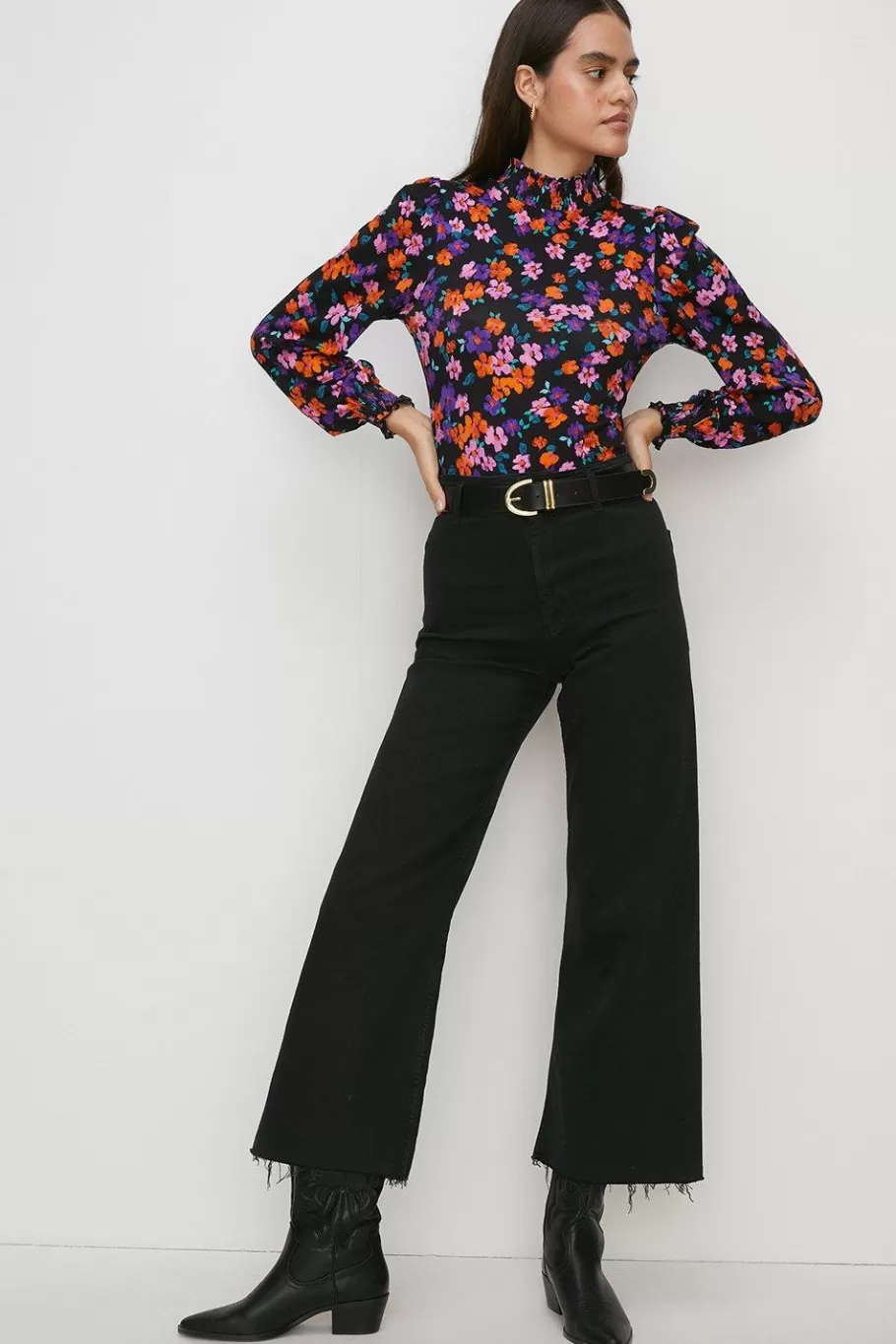 Oasis Jersey Floral Shirred Neck And Cuff Top Black Hot