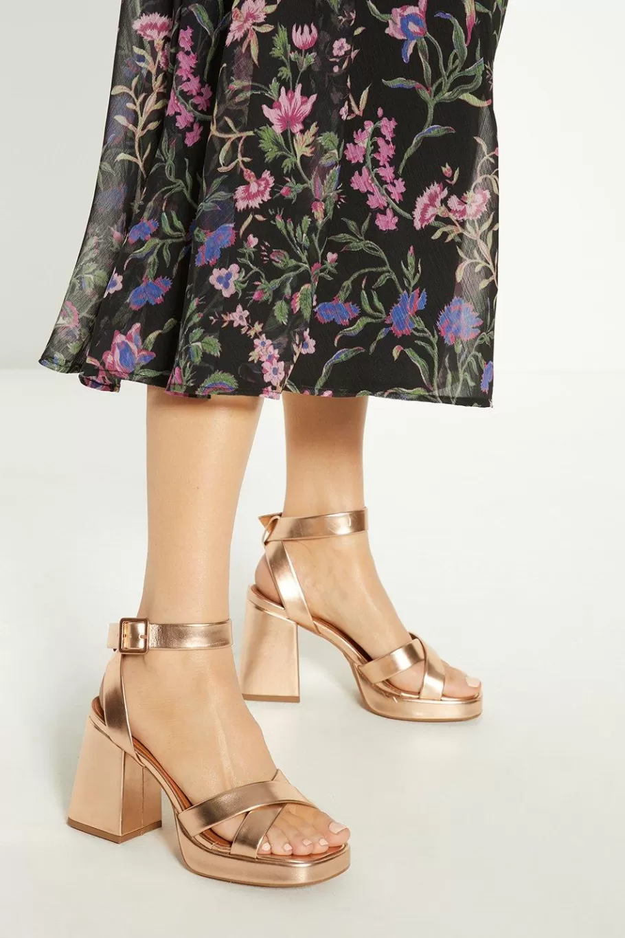 Oasis Metallic Platform Sandals Rose Gold Sale