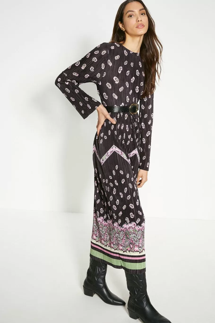 Oasis Paisley Plisse Placement Midi Dress Black Clearance