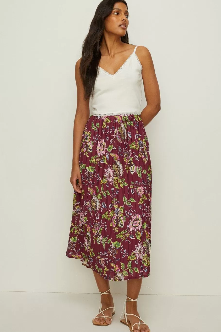 Oasis Petite Floral Printed Pleated Skirt Berry Clearance