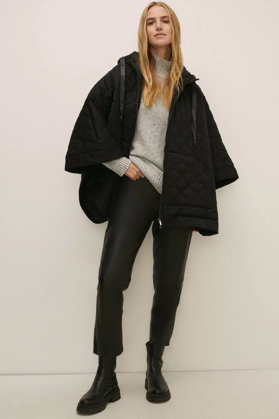 Oasis Quilted Poncho Black Shop