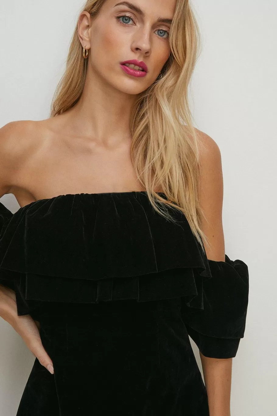 Oasis Ruffle Detail Bardot Velvet Skater Dress Black Best