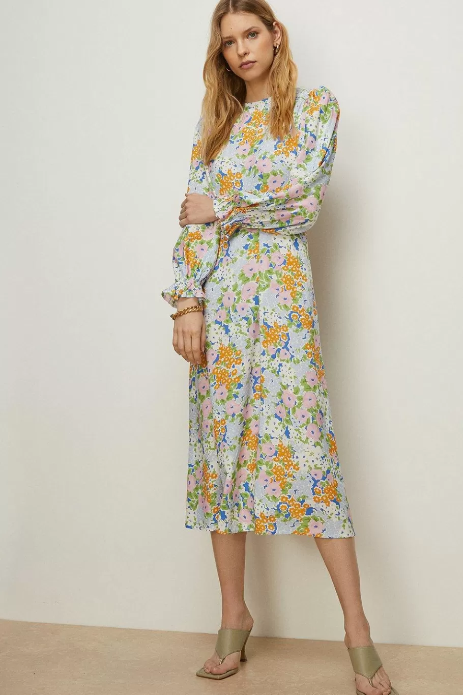 Oasis Shirred Cuff Meadow Floral Print Midi Dress Blue Outlet