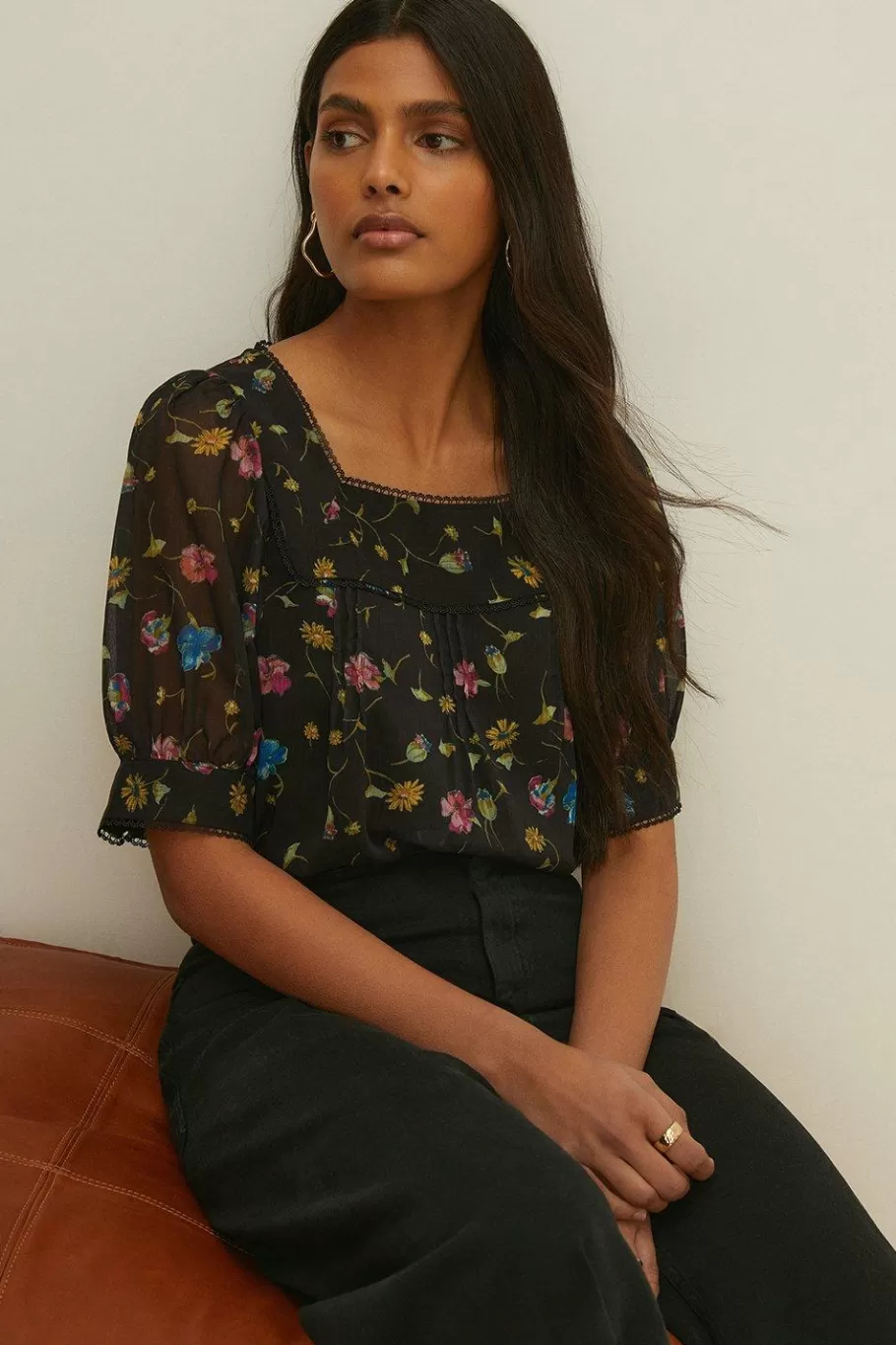 Oasis Square Neck Pretty Floral Blouse Black Sale