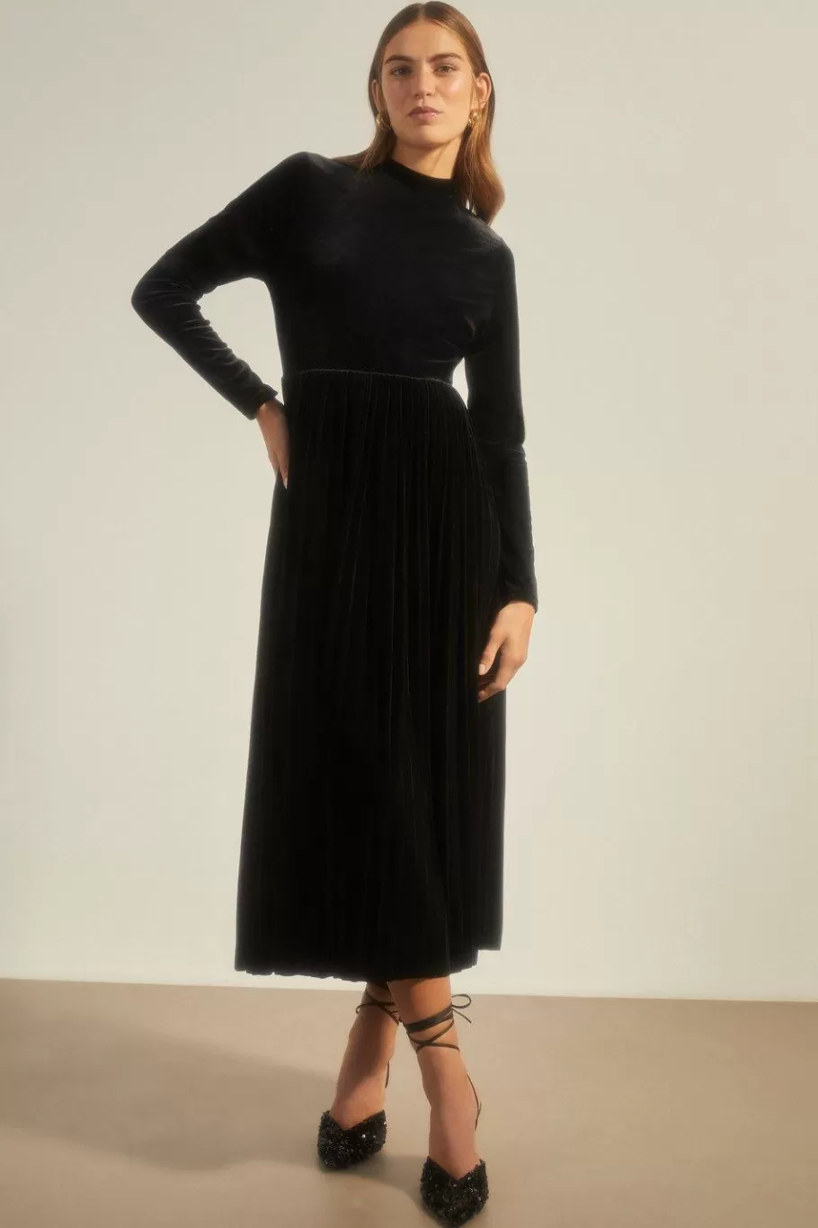 Oasis Velvet Funnel Neck Pleated Skirt Midi Dress Black Store