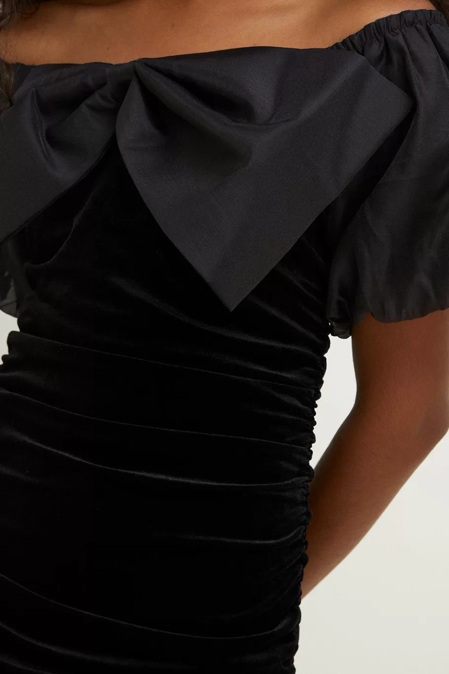 Oasis Velvet Ruched Dress With Organza Bow Detail Black Sale